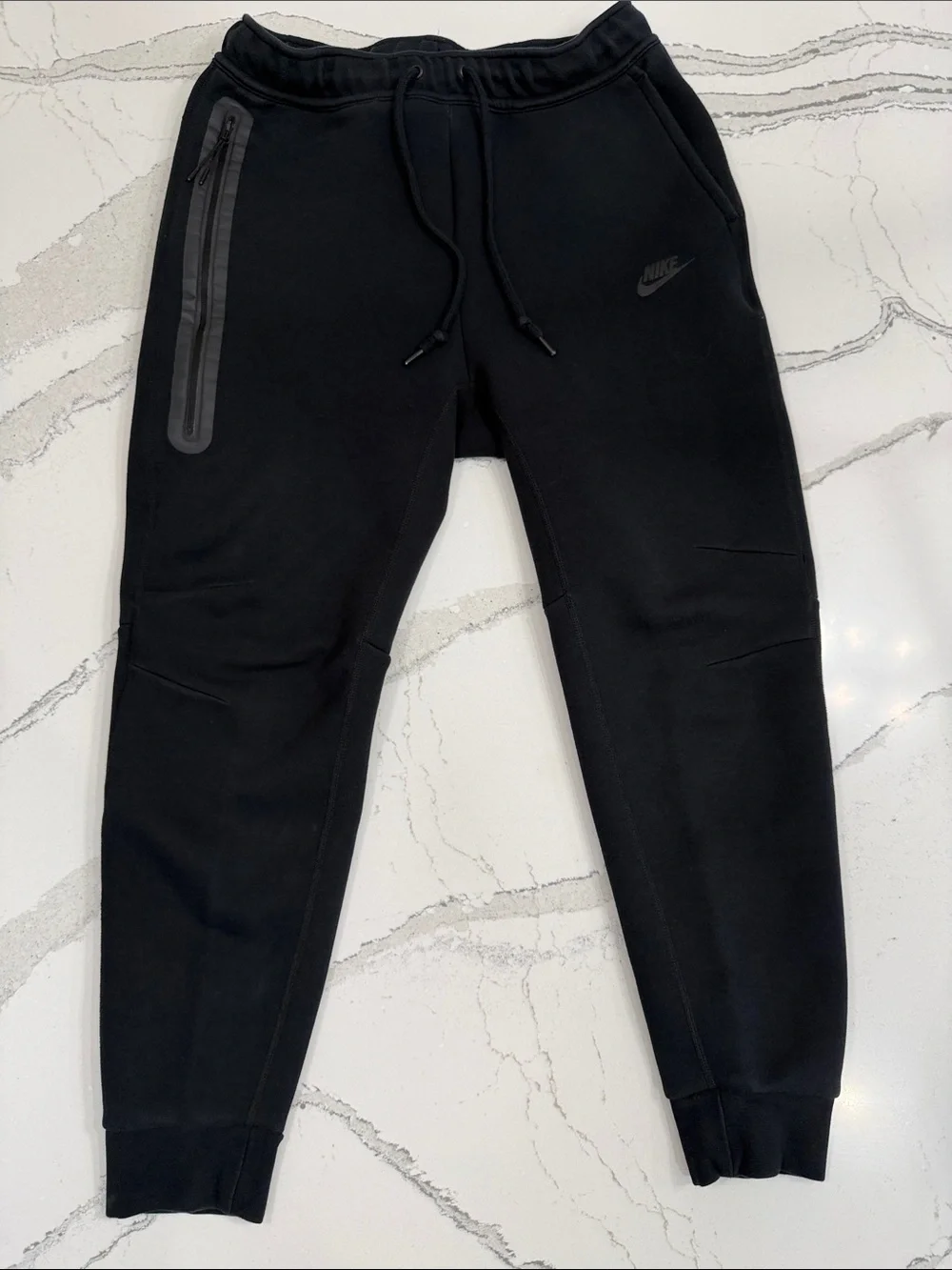 Nike Tech Fleece Jogger Sweatpants with Zipper Pocket- Medium
